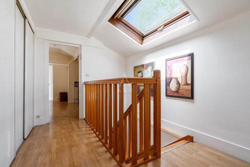 Maison - 178 m² - 6 pièces