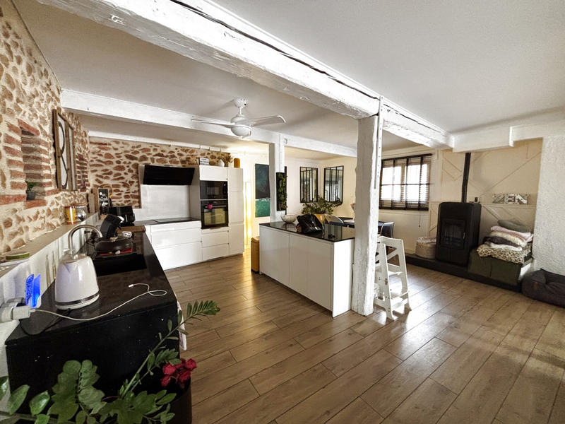 Maison - 215 m² - 5 pièces