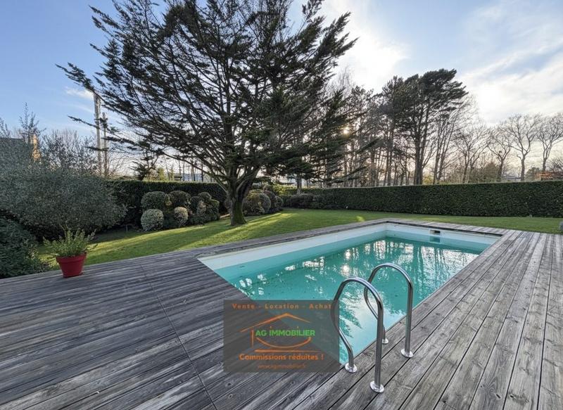 Maison - 180 m² - 7 pièces