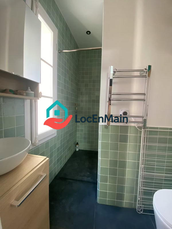 Studio - 30 m² - 1 pièce