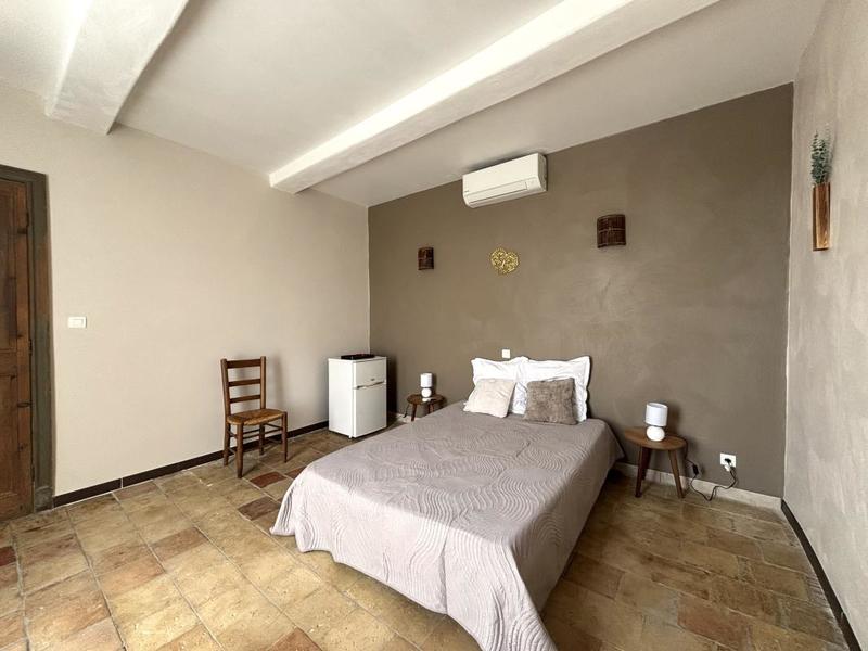 Maison - 280 m² - 7 pièces