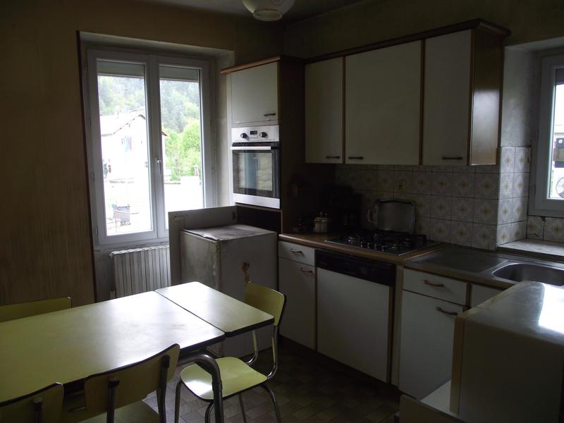 Maison - 64 m² - 5 pièces