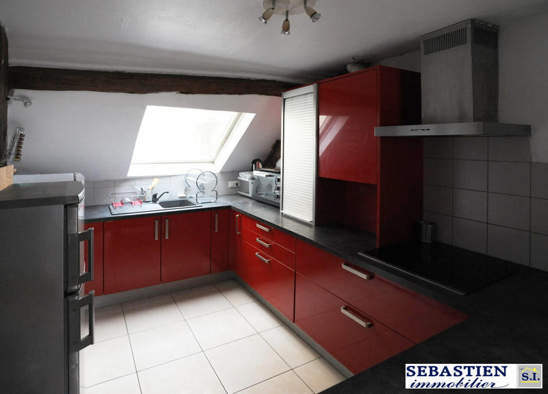 Bureau - 144 m² - 6 pièces