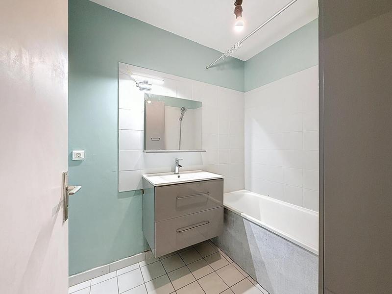 Appartement - 75 m² - 3 pièces