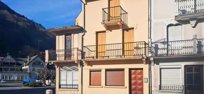 Maison - 99 m² - 16 pièces