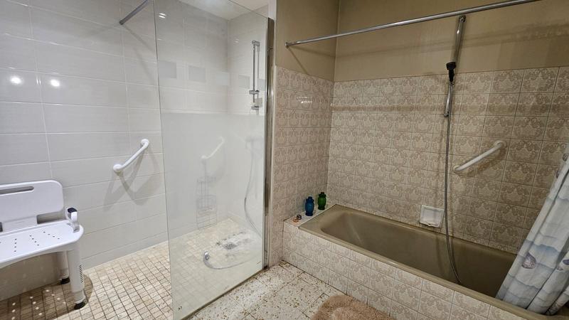 Maison - 280 m² - 7 pièces