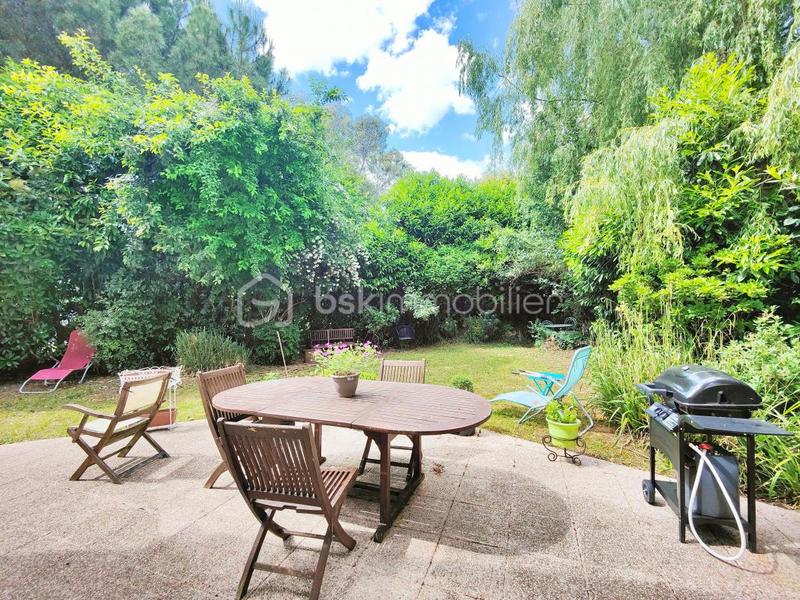 Maison traditionnelle - 150 m² - 6 pièces