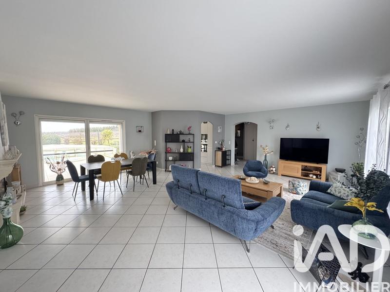 Maison - 172 m² - 5 pièces