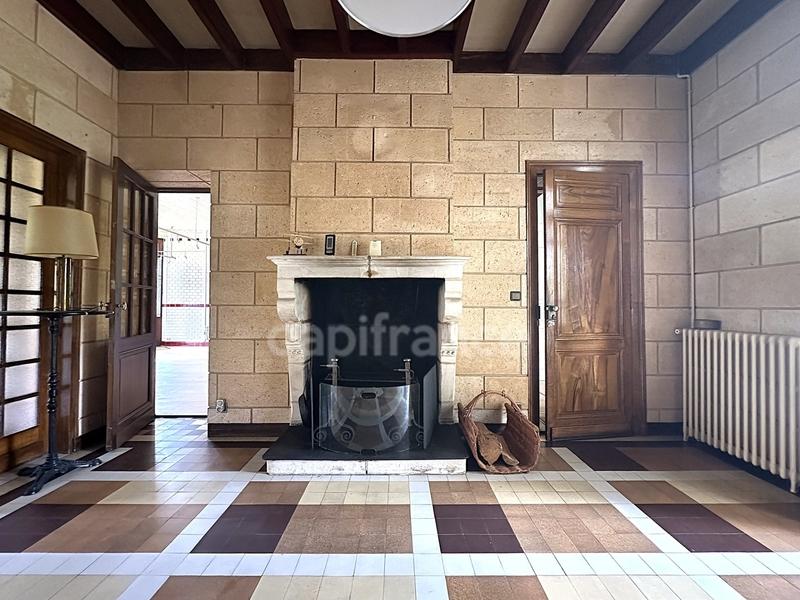 Maison de maîtres - 245 m² - 8 pièces