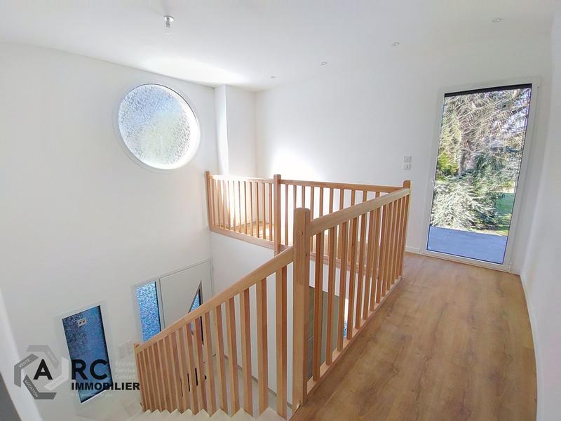 Maison - 175 m² - 7 pièces