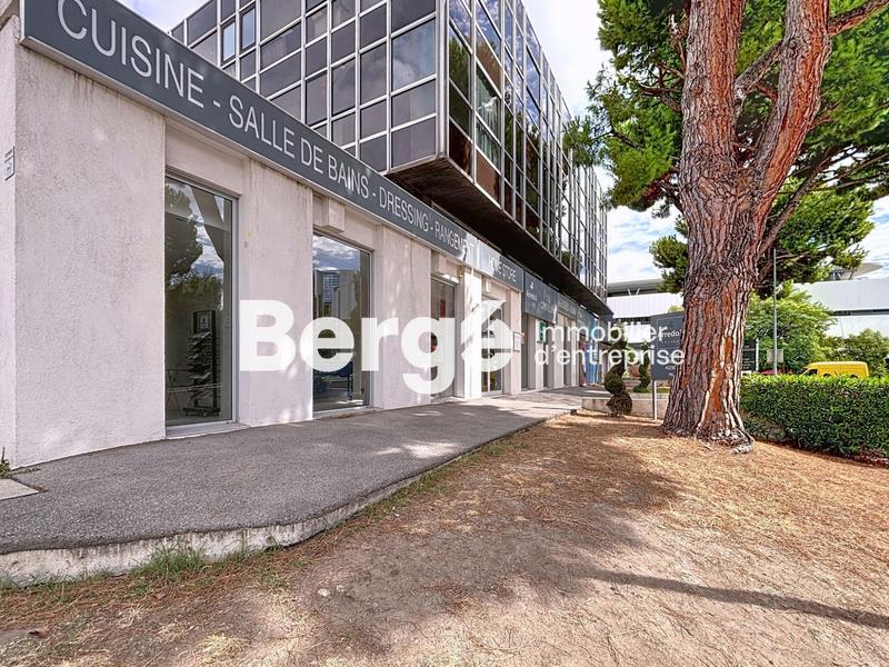 Local commercial - 180 m²