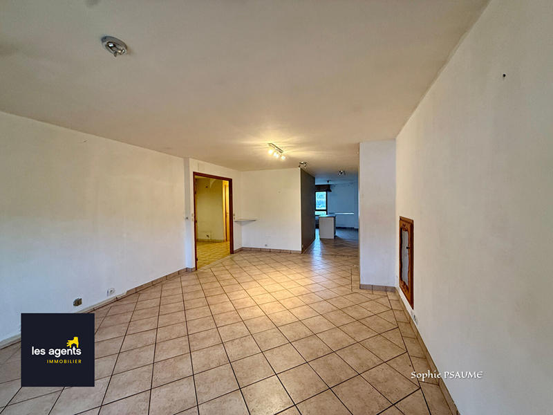 Maison - 185 m² - 9 pièces