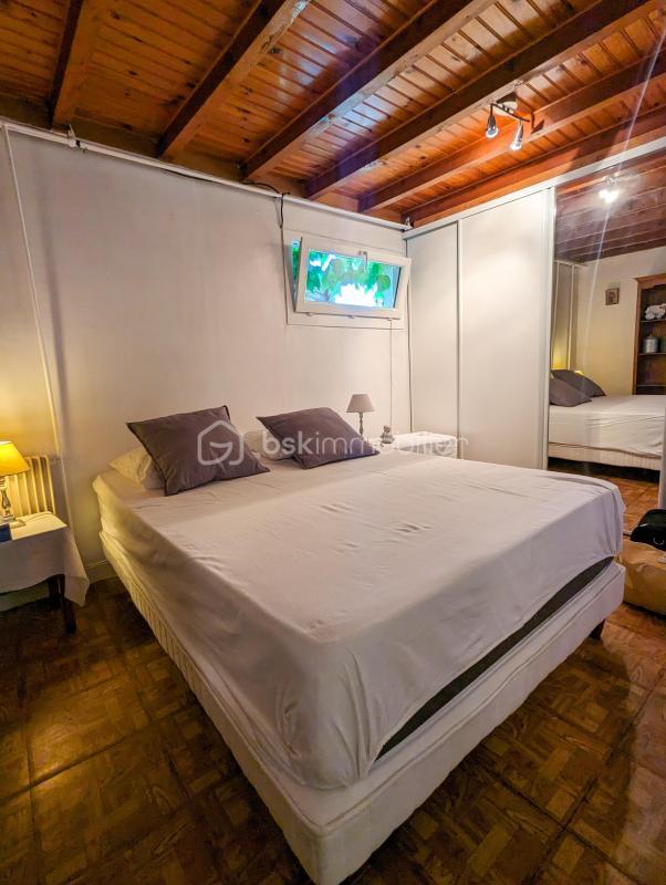 Maison traditionnelle - 94 m² - 5 pièces