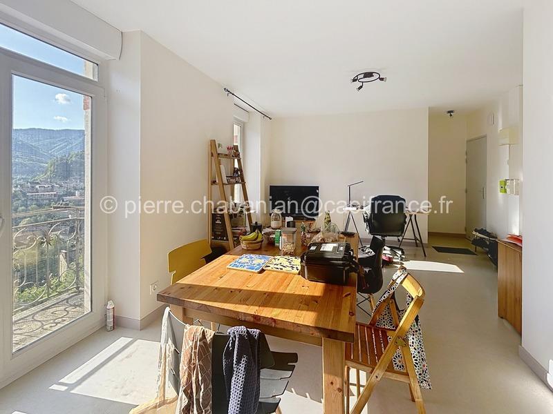 Immeuble - 349 m² - 18 pièces