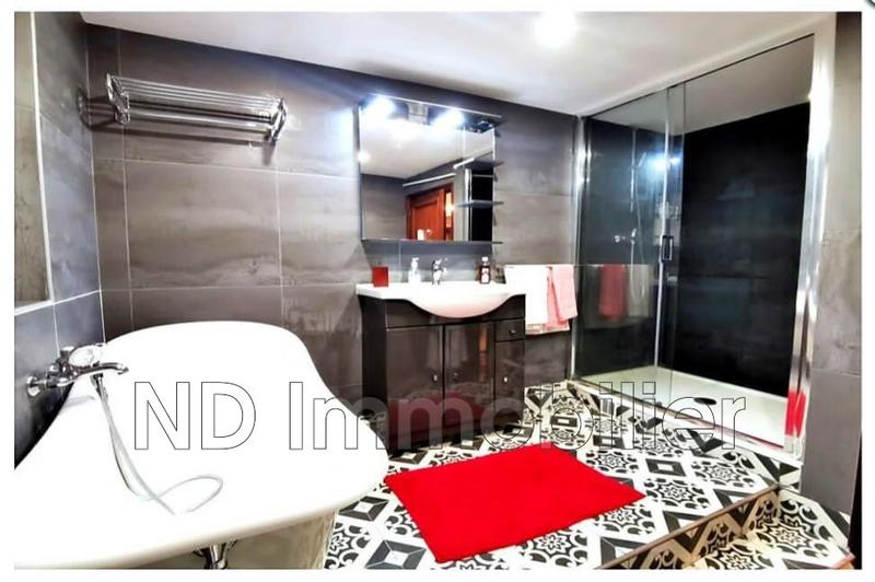 Appartement - 382 m² - 10 pièces