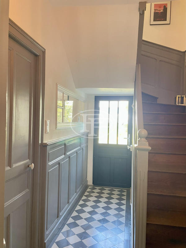 Maison - 110 m² - 4 pièces