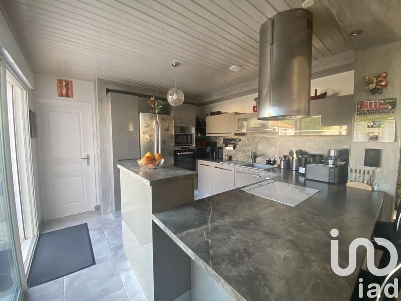 Maison - 159 m² - 7 pièces