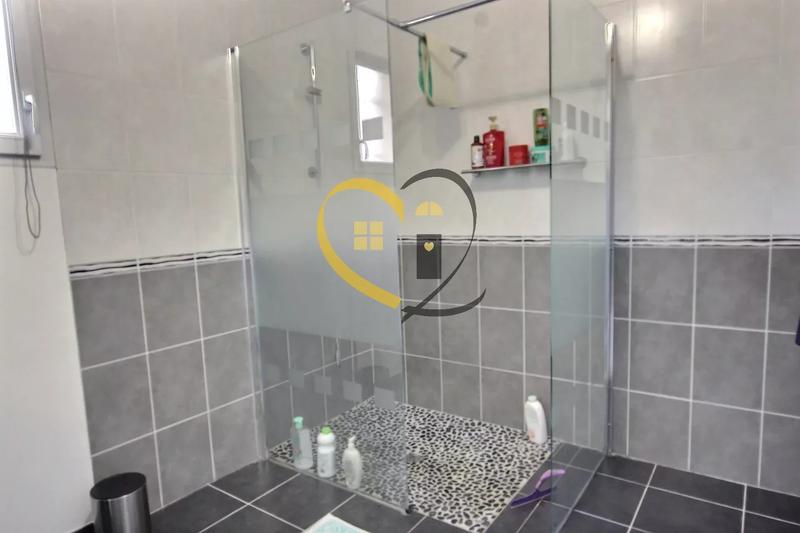 Maison de village - 130 m² - 5 pièces