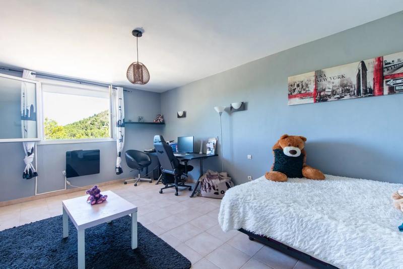 Villa - 280 m² - 11 pièces