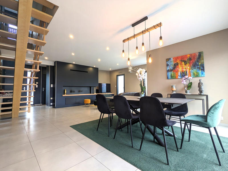 Maison - 153 m² - 7 pièces