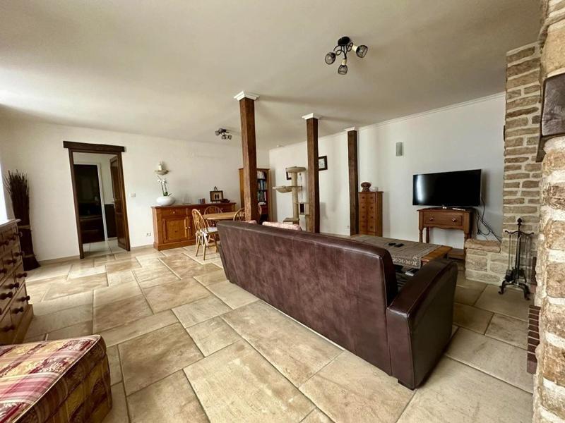 Maison - 155 m² - 6 pièces