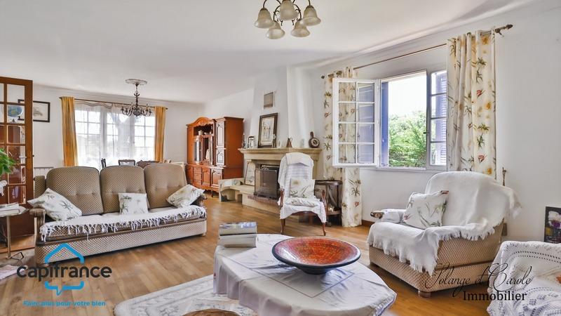 Maison - 193 m² - 5 pièces