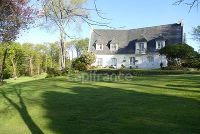 Maison bourgeoise - 324 m² - 9 pièces