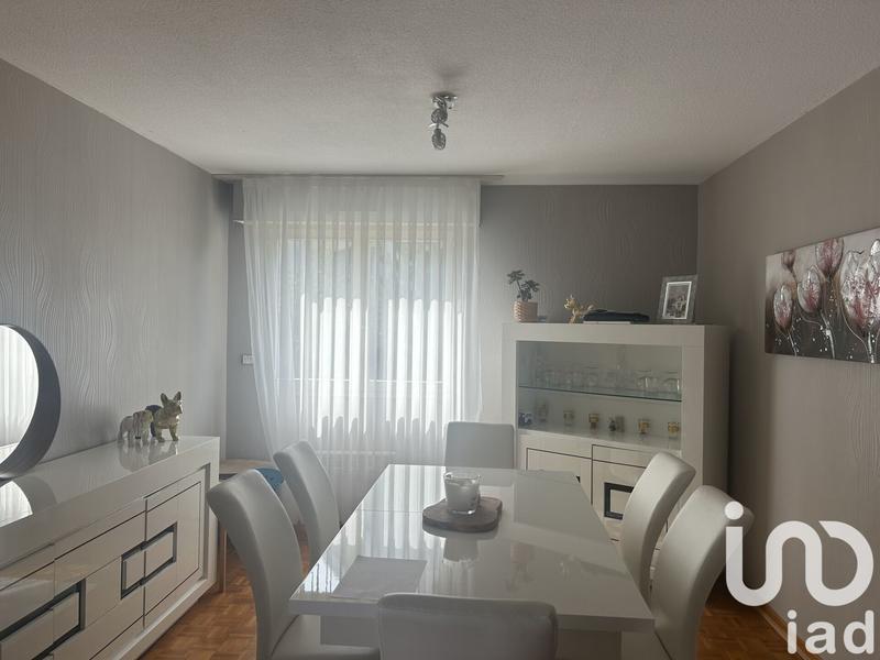 Appartement - 98 m² - 4 pièces