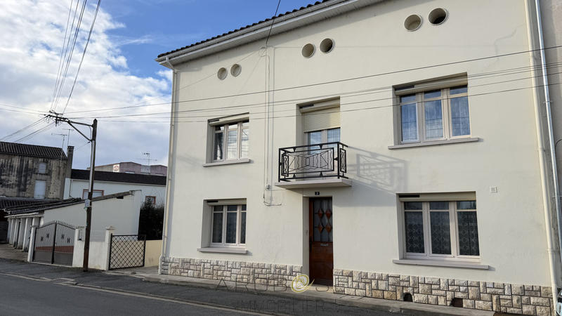 Maison - 105 m² - 5 pièces