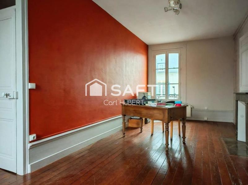 Maison de ville - 237 m² - 7 pièces