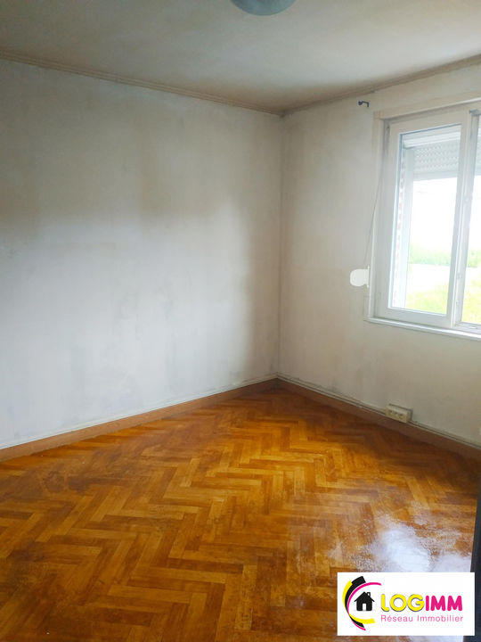 Maison - 70 m² - 8 pièces