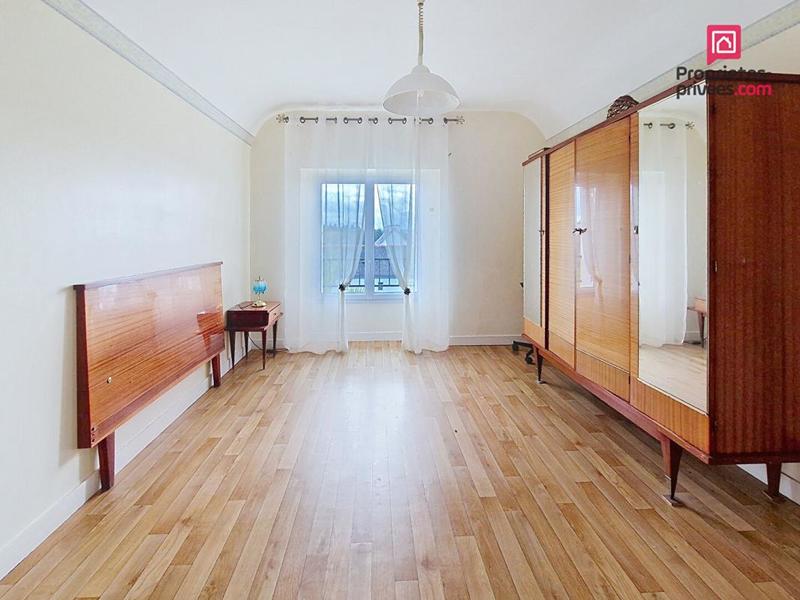 Maison - 95 m² - 5 pièces