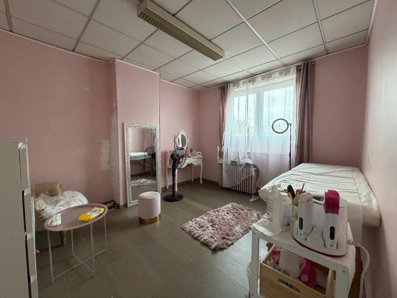 Maison - 140 m² - 4 pièces