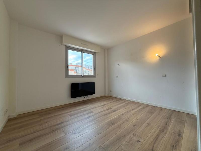 Appartement - 75 m² - 2 pièces