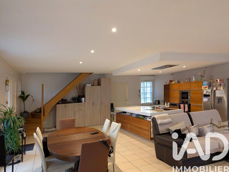 Maison - 175 m² - 7 pièces