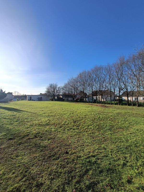 Terrain constructible - 1 288 m²