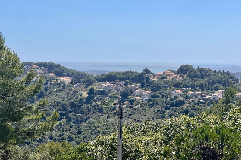 Maison - 180 m² - 6 pièces