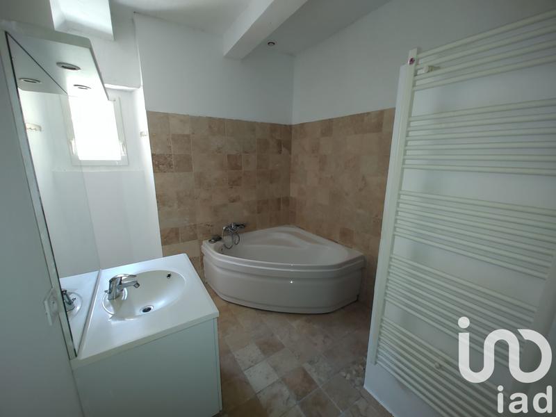 Maison de village - 90 m² - 3 pièces