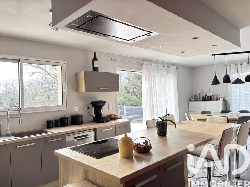 Maison - 128 m² - 6 pièces