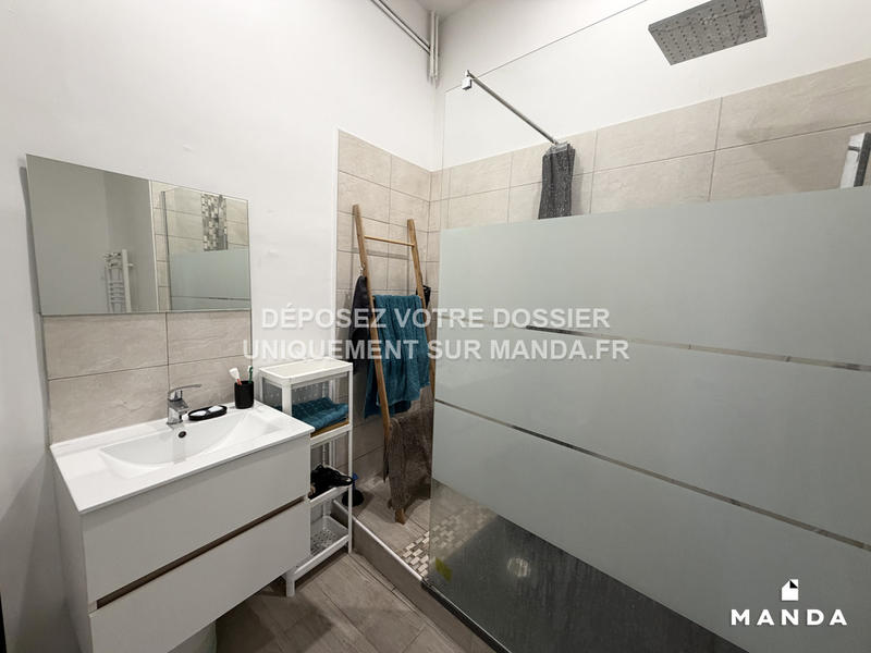 Chambre - 10 m² - 5 pièces