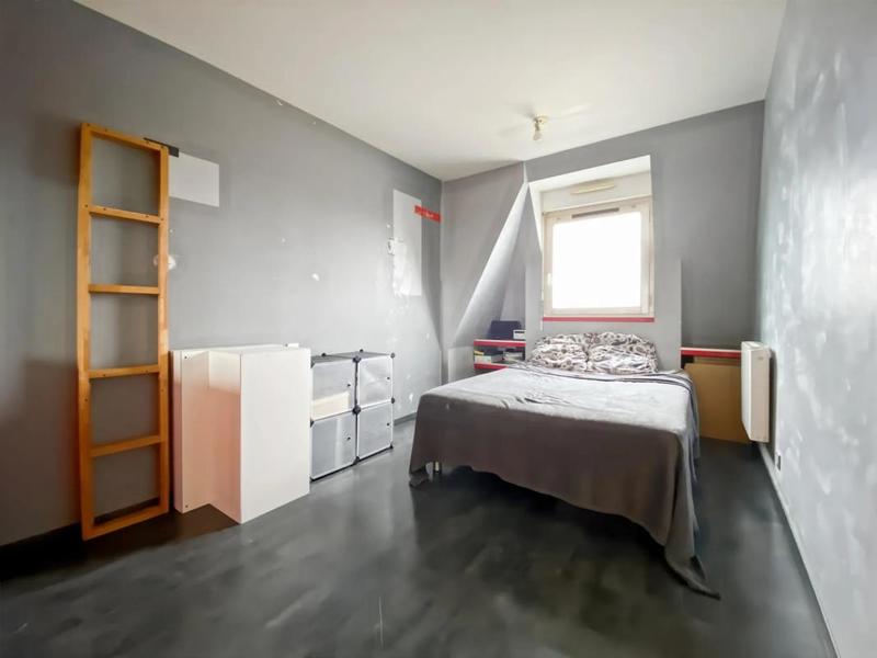 Appartement - 84 m² - 4 pièces