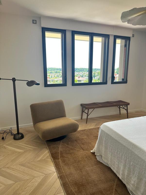 Villa - 353 m² - 8 pièces