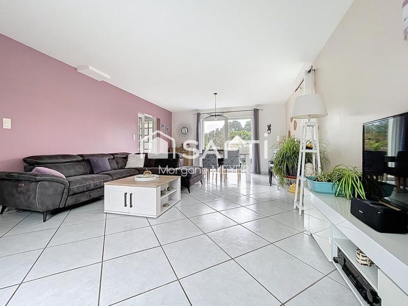 Maison - 111 m² - 5 pièces