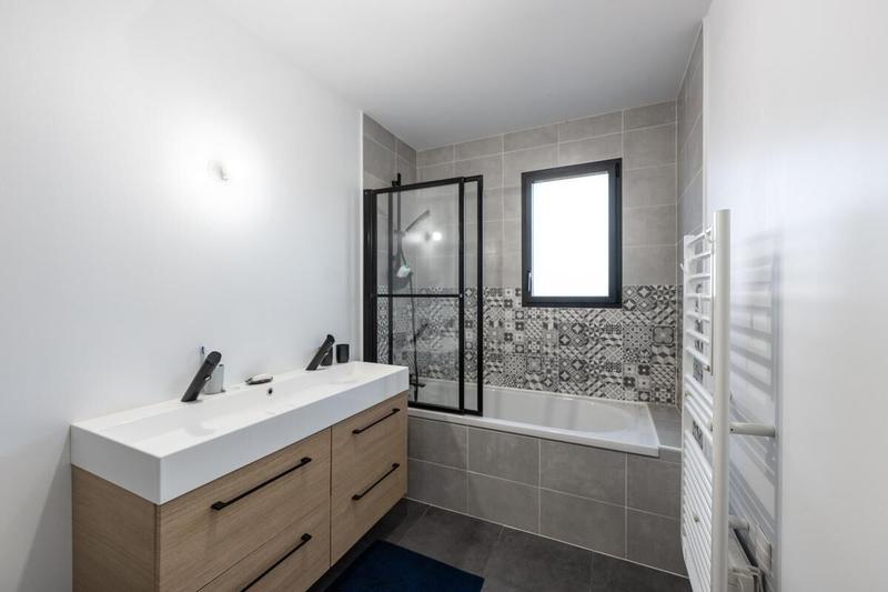 Maison de ville - 120 m² - 5 pièces