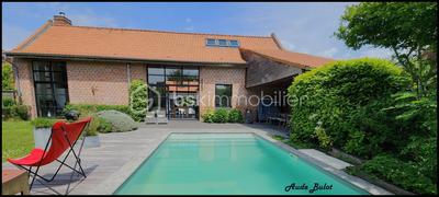 Corps de ferme - 280 m² - 10 pièces