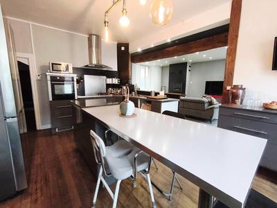 Maison - 165 m² - 7 pièces