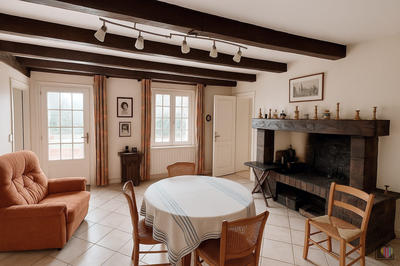 Maison - 150 m² - 12 pièces