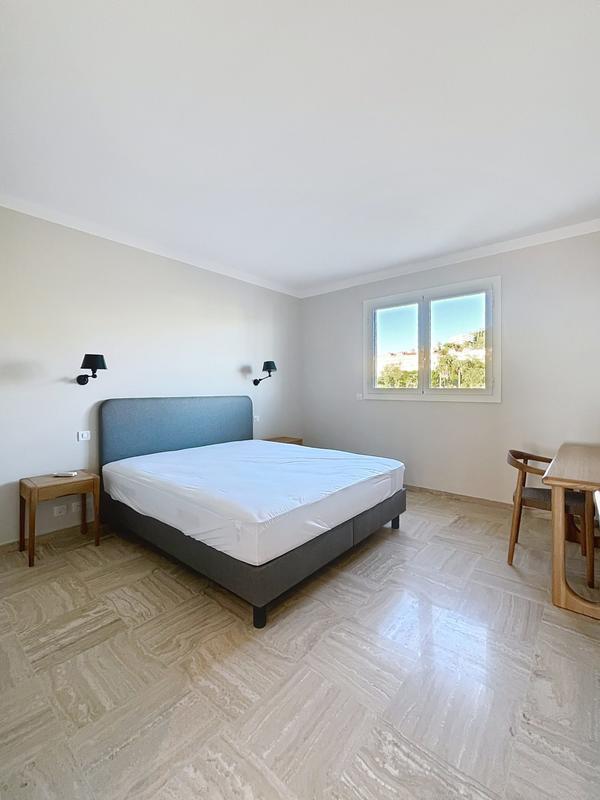 Appartement - 67 m² - 2 pièces