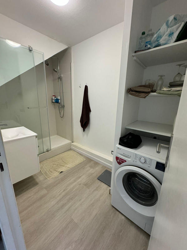 Appartement - 99 m² - 4 pièces