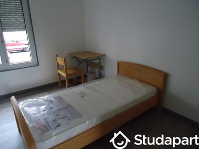 Chambre - 11 m² - 1 pièce